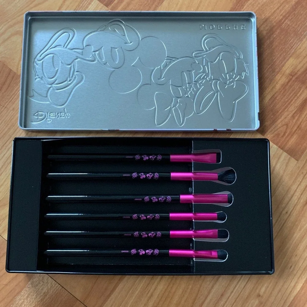 Morphe Disney Mickey and Friends 6‎ Pieces Brushes Set